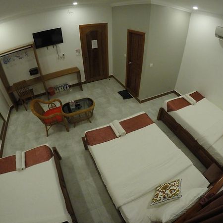 Happy​​ Family Guesthouse Kampot Exterior foto